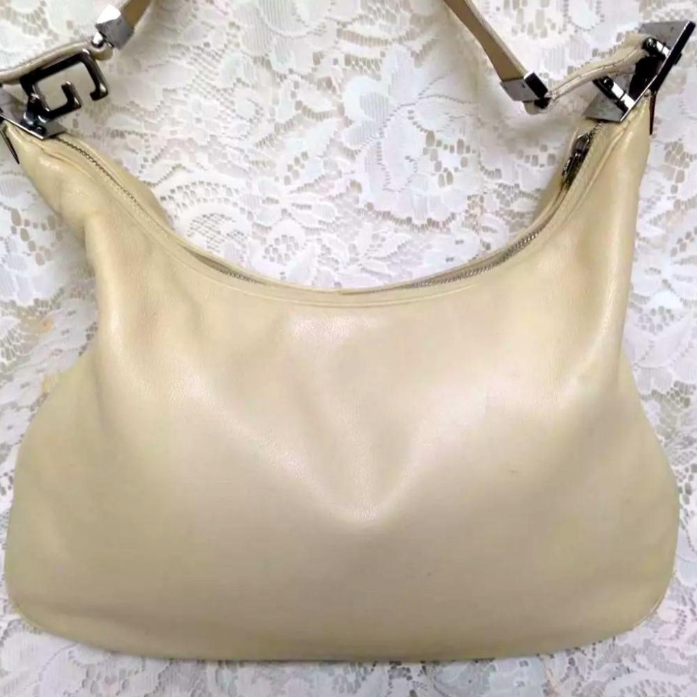 Rare new Gucci Vintage Tom Ford G Clasp Hobo Released Again
